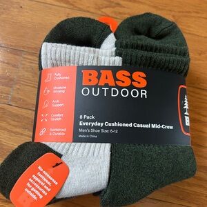 NWT Bass outdoor men's fully cushioned casual Mid-Crew socks 8 pairs